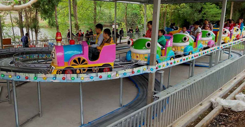 迷你穿梭小火車_大型游樂設備